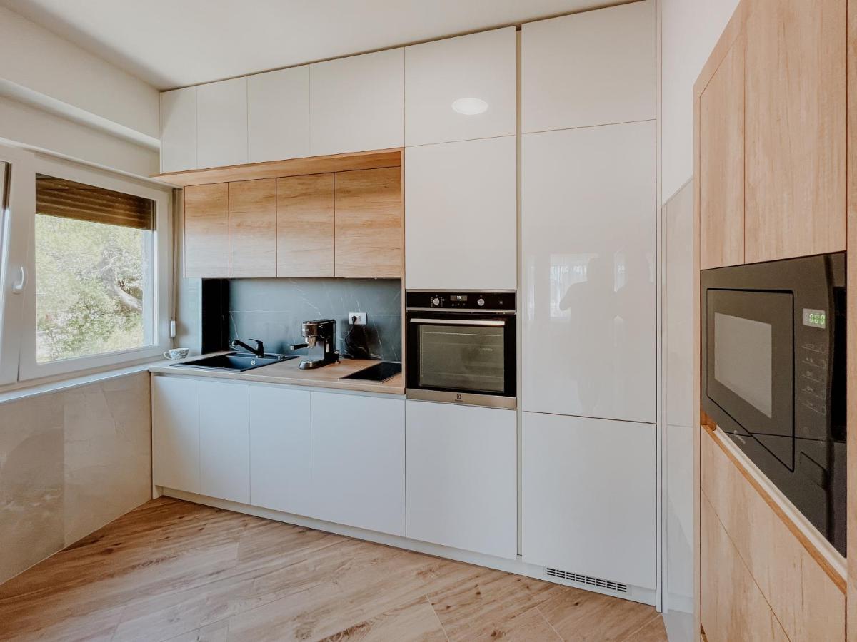 Apartment Papedoni พูลา ภายนอก รูปภาพ