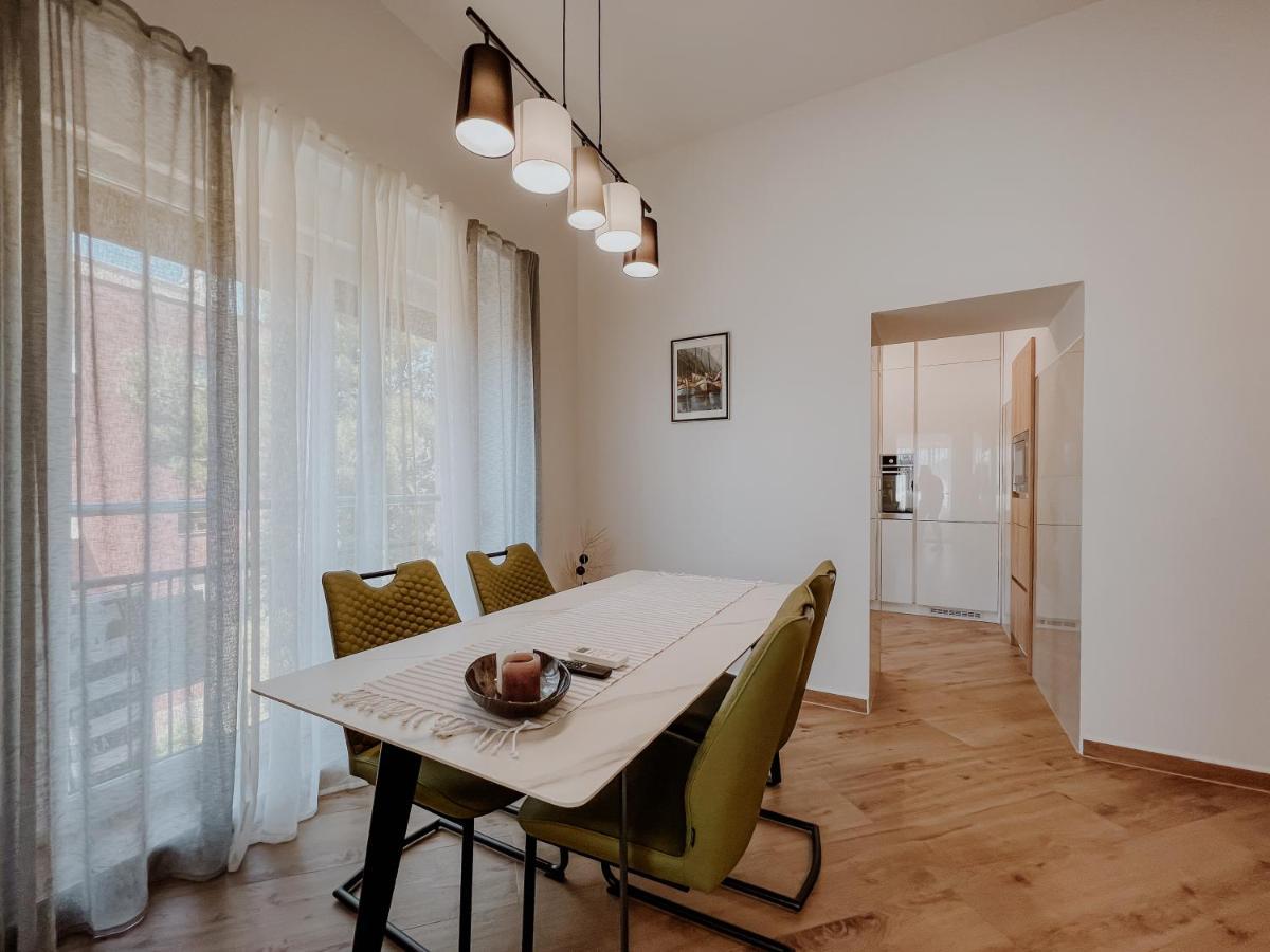 Apartment Papedoni พูลา ภายนอก รูปภาพ