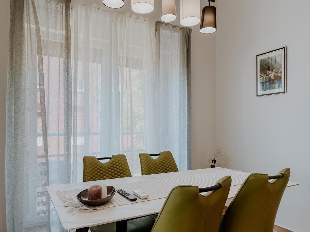 Apartment Papedoni พูลา ภายนอก รูปภาพ